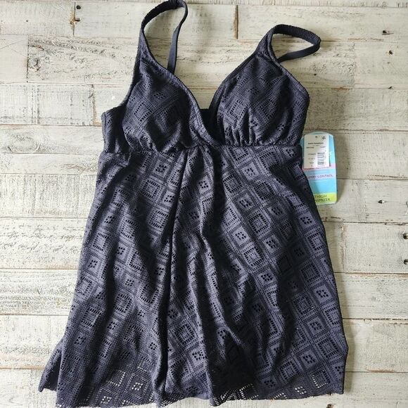 NWT SWIM SOLITIONS Flyway Crochet Swim Dress Size 8 - Picture 1 of 5